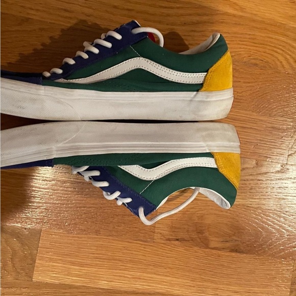 Vans yacht club size 9 - Picture 2 of 4